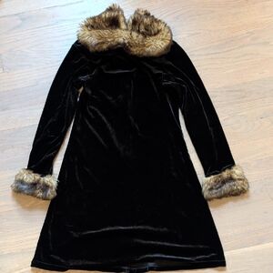 Bonnie Jean Black Velvet Cape with Faux Fur Trim